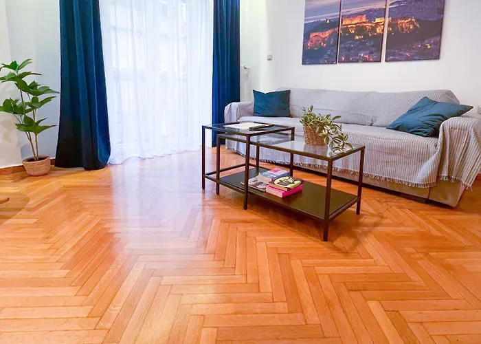 2 Bedroom Apartment Athens - Kallimarmaro