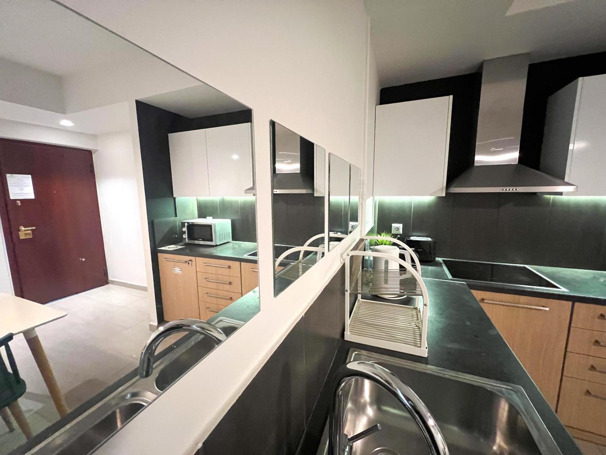 2 Bedroom - Kallimarmaro *